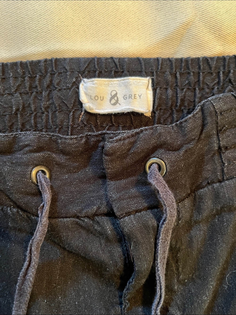 Lou and Grey Linen Blend Tapered Black Elastic Waist Drawstring Ankle Pants - Picture 4 of 6